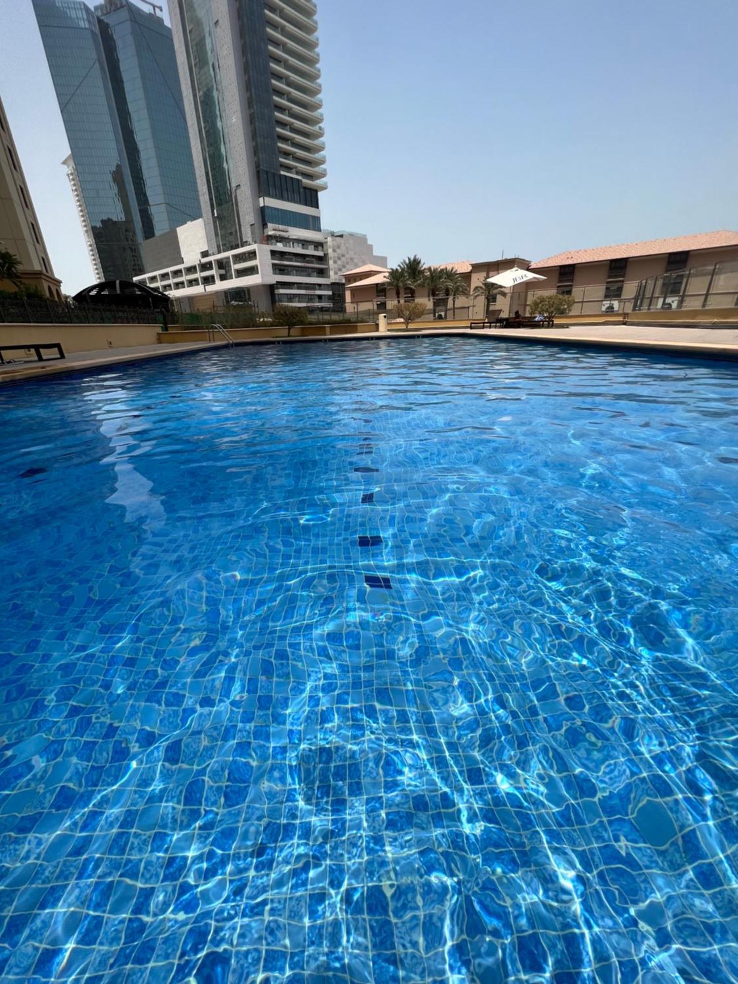 Robin Beach Hostel Jbr Dubai Esterno foto